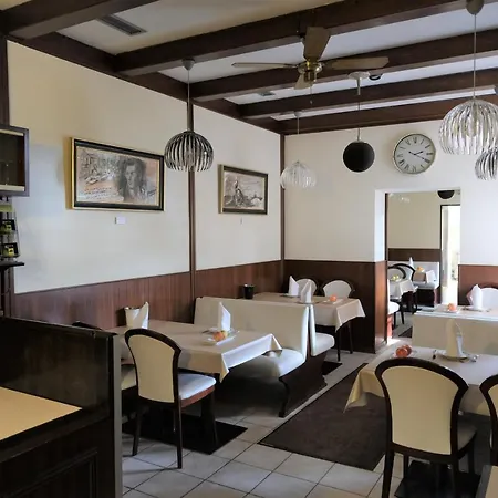 Engelbert 3* Düsseldorf