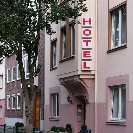 Engelbert Hotel 3*
