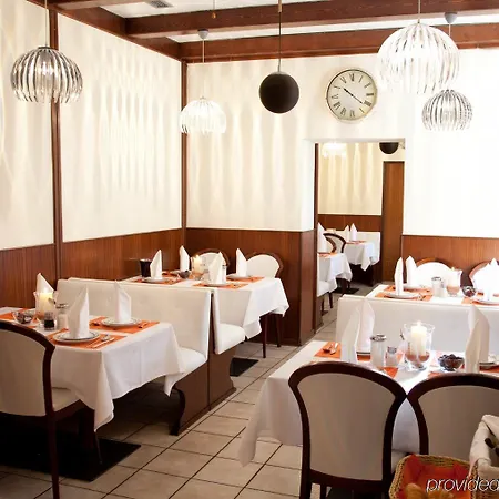 Engelbert 3* Düsseldorf