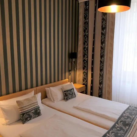 Hotel Engelbert 3*
